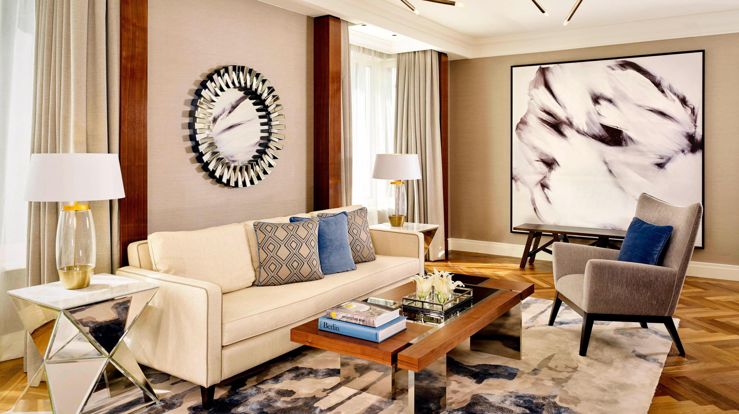 Corner Deluxe Room