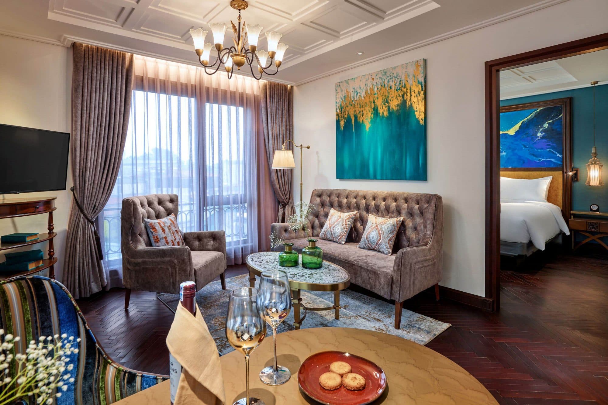 Grand Deluxe