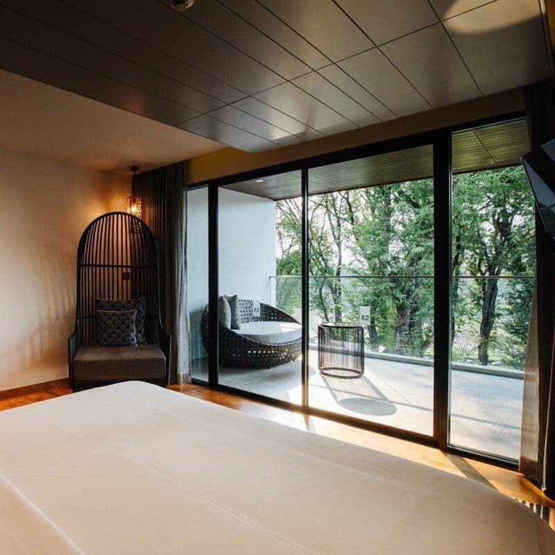 Pool Suite