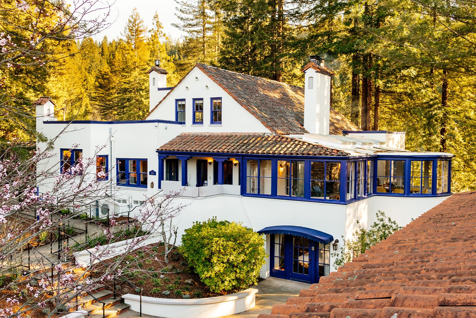 Armstrong House King