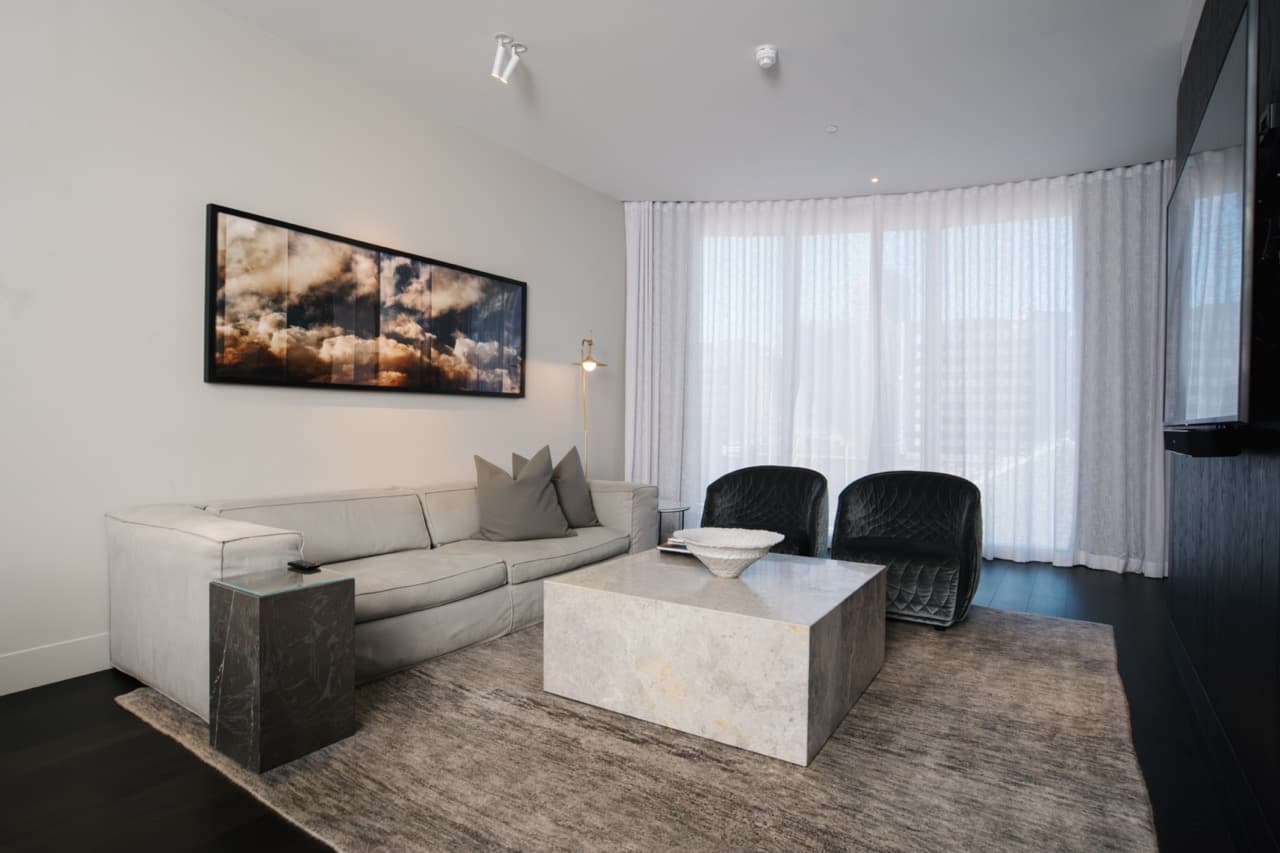 Oasis Suites