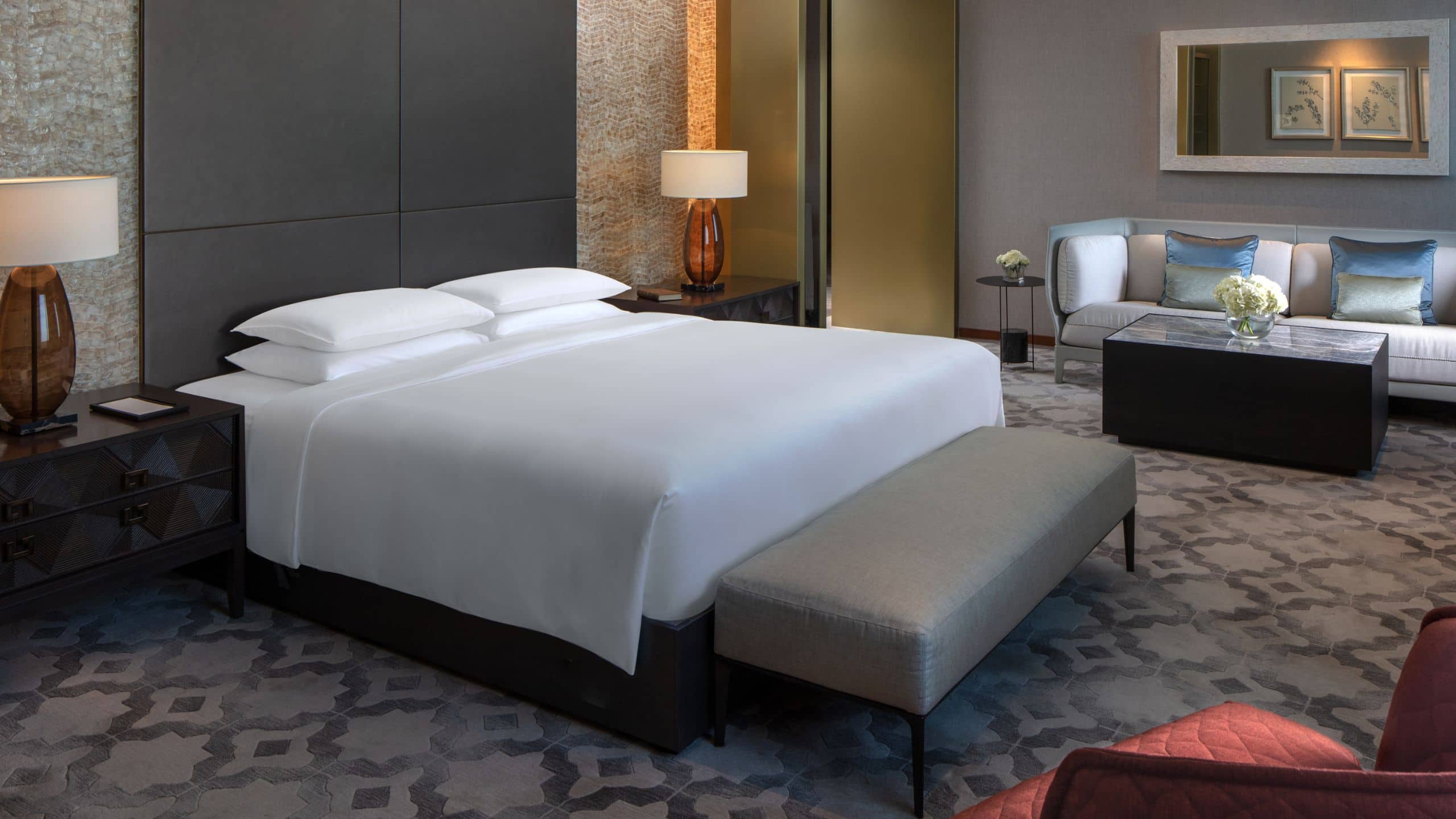 Diplomat Suite