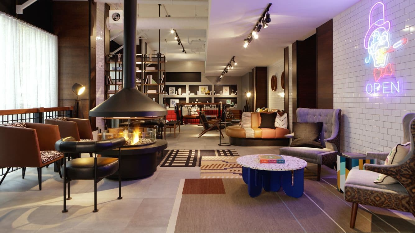 Moxy Richmond Downtown
