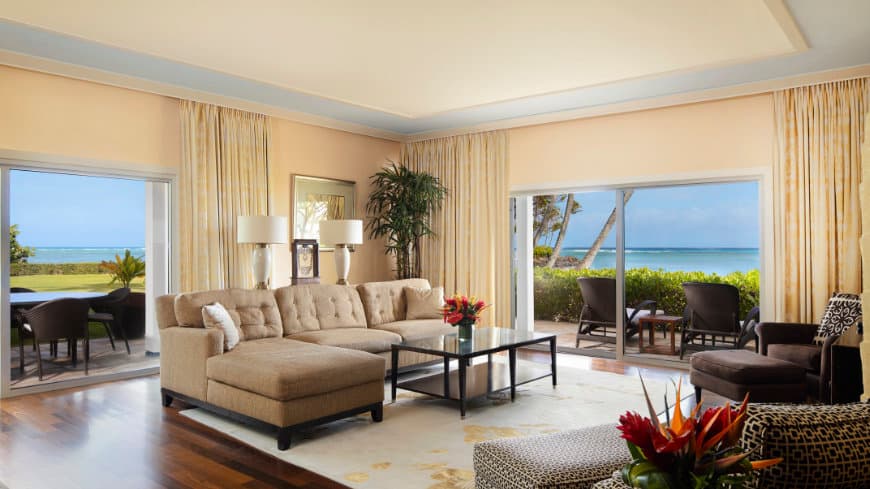 Dolphin Lanai Room