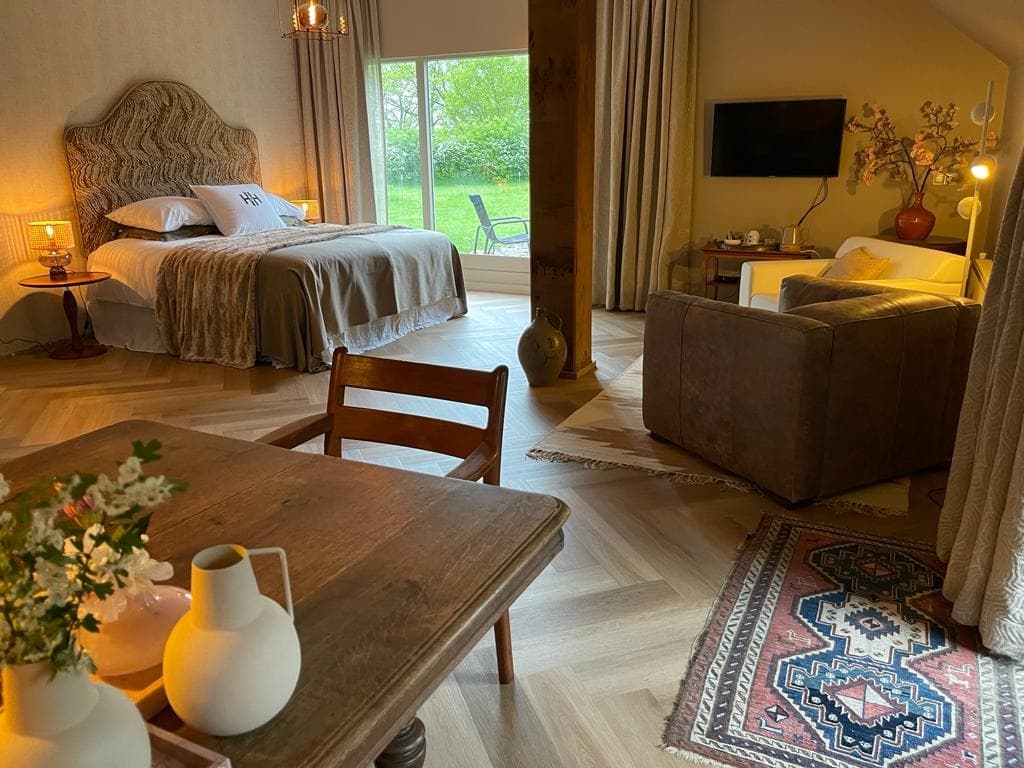 B&B Boutique Suite (Room 7)