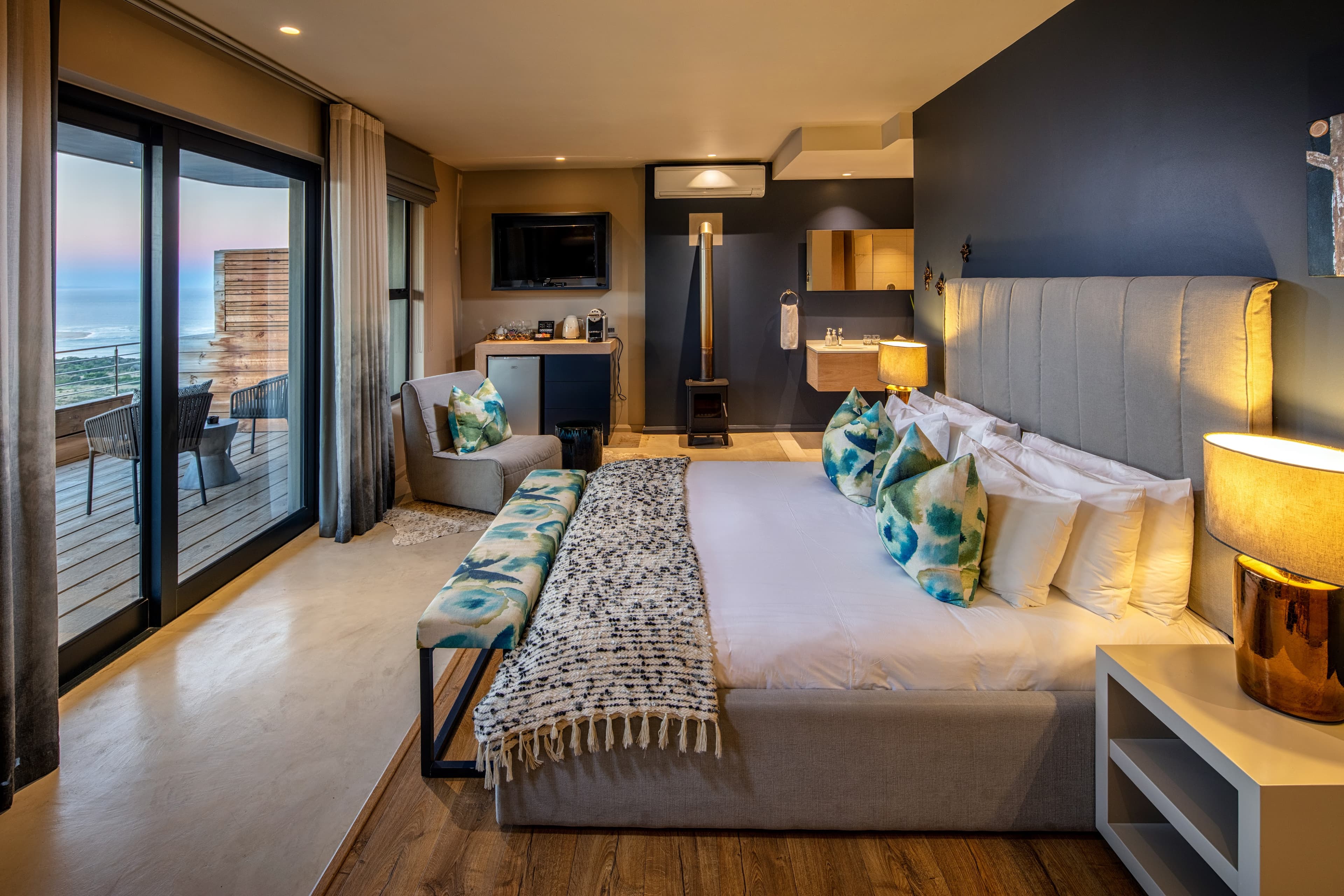 Mountain Facing Room