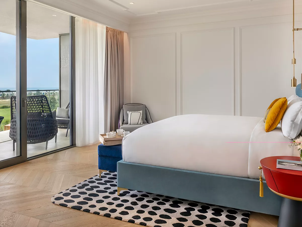 Opera Suite, Club Millésime Access, 1 King Bed, Sea View