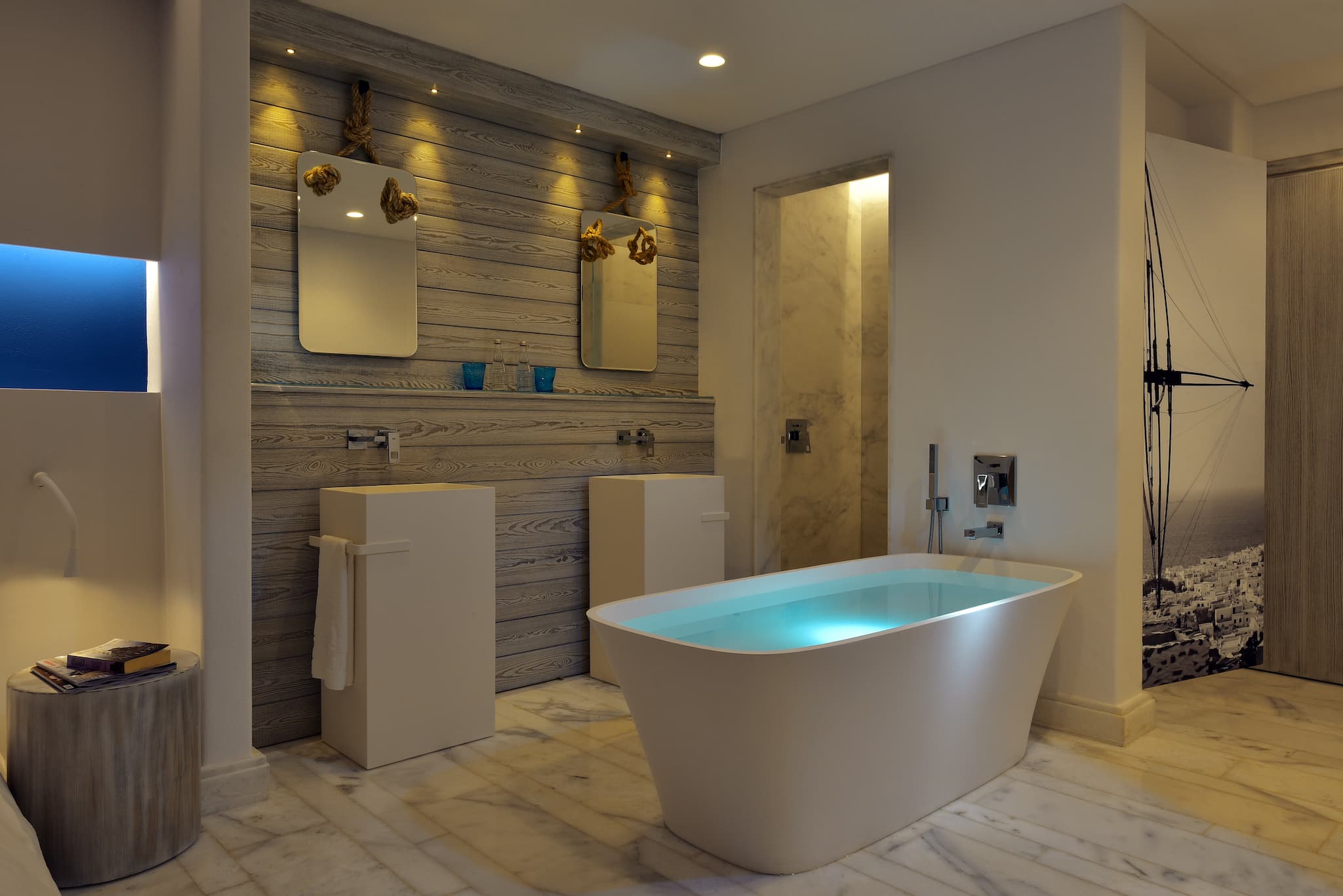 Courtyard 2 Bedroom Maisonette With Pool & Hot Tub