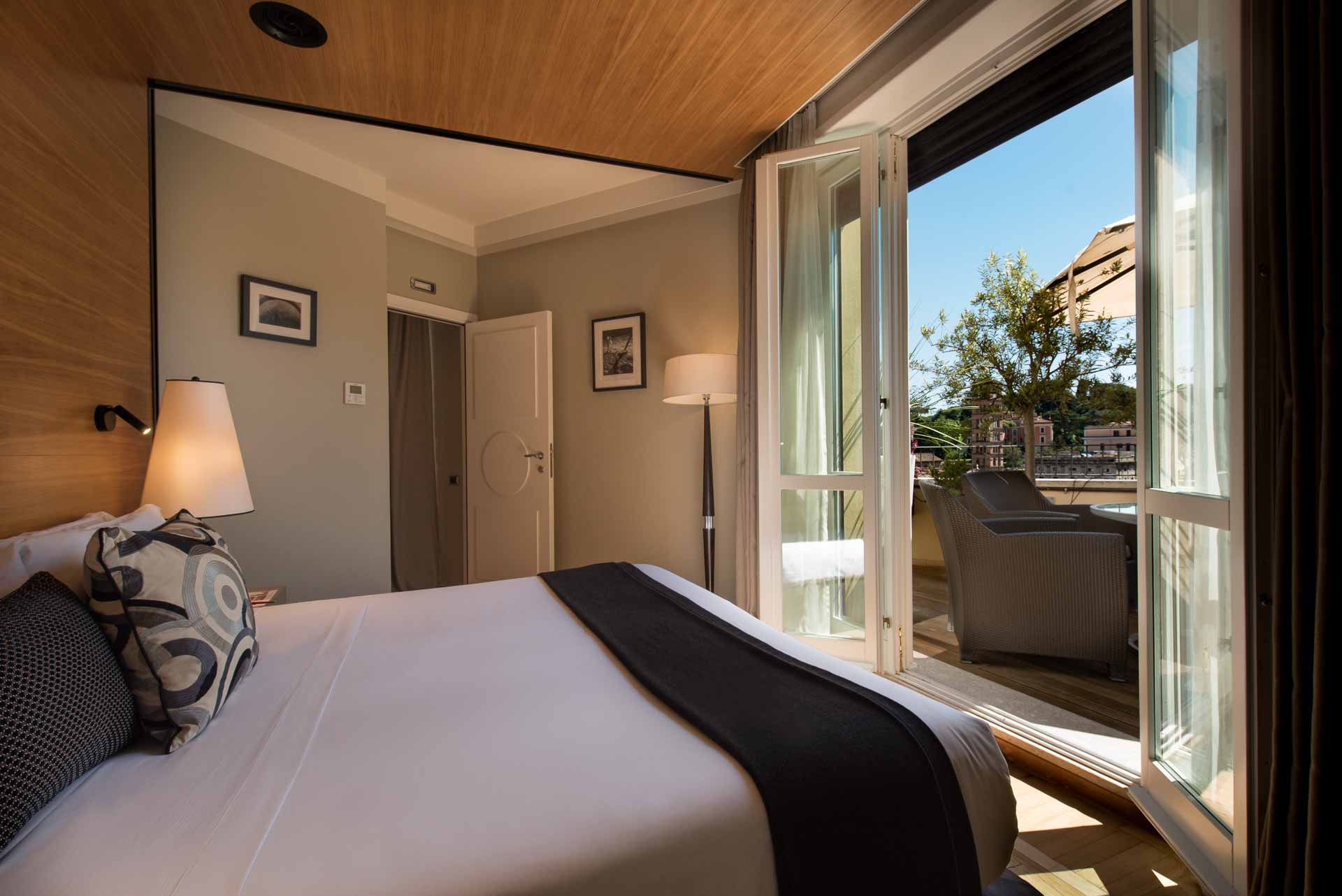 Connecting Rooms