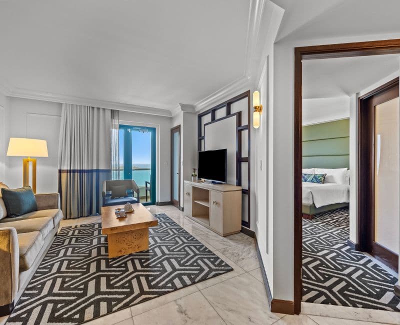 Commodore Oceanfront One Bedroom Suite