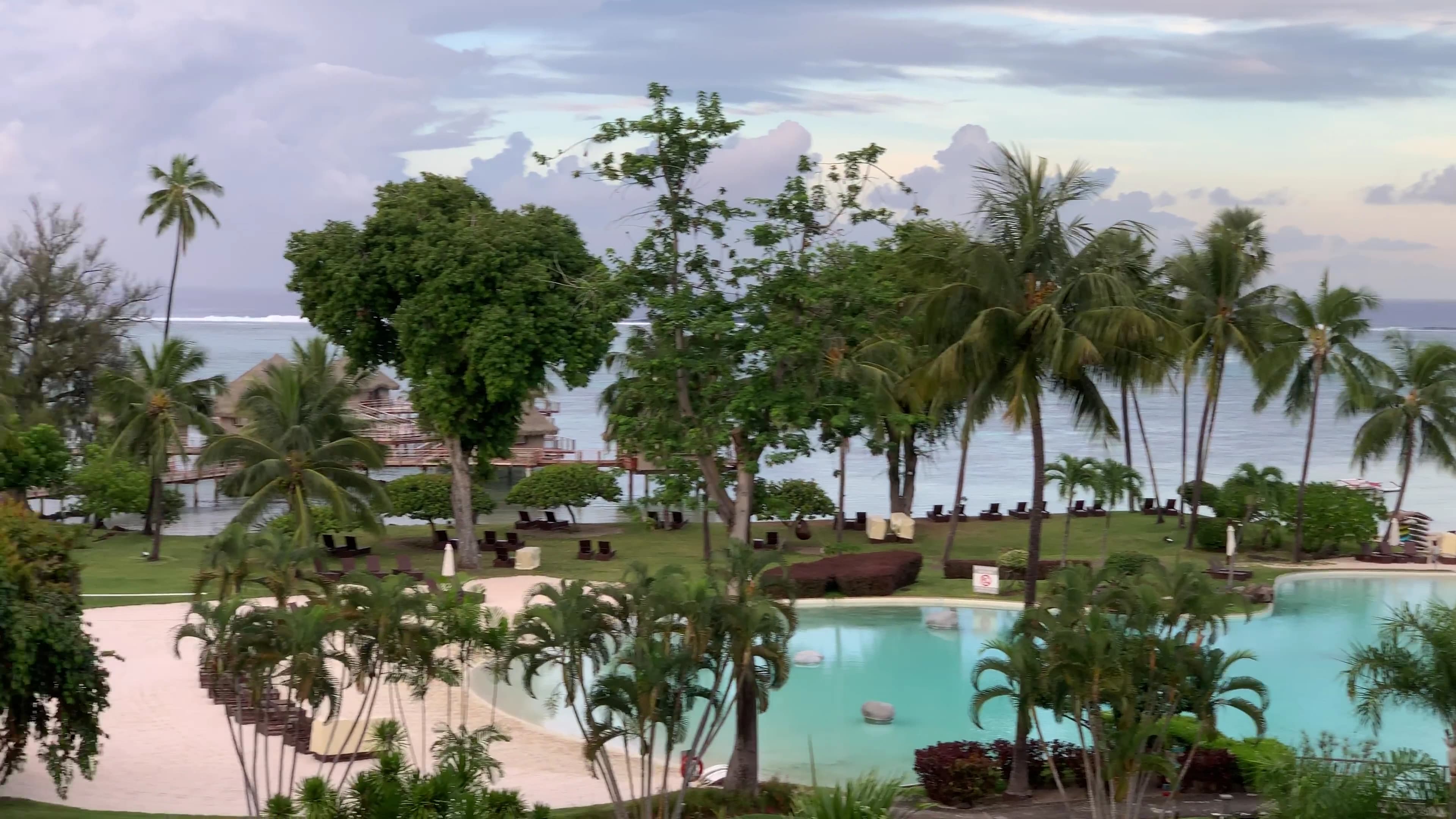 Superior Overwater Horizon Villa
