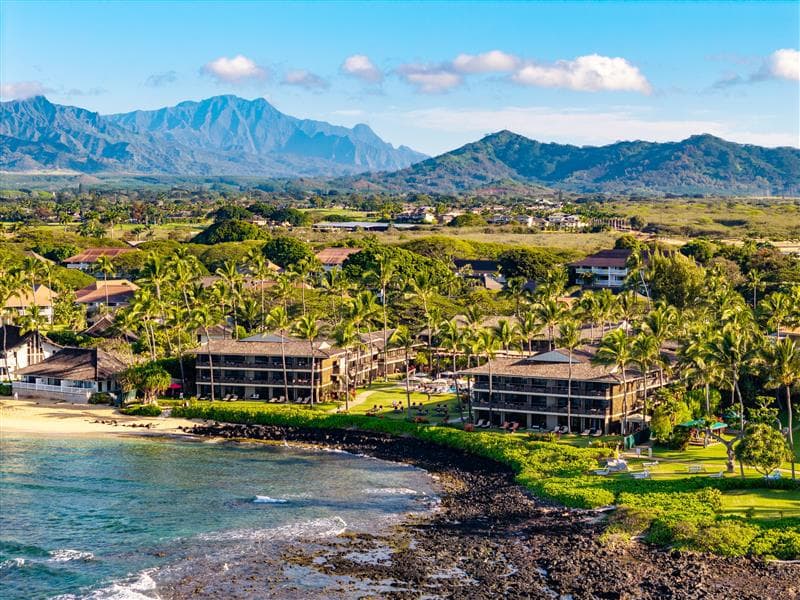 Koʻa Kea Resort on Poipu Beach