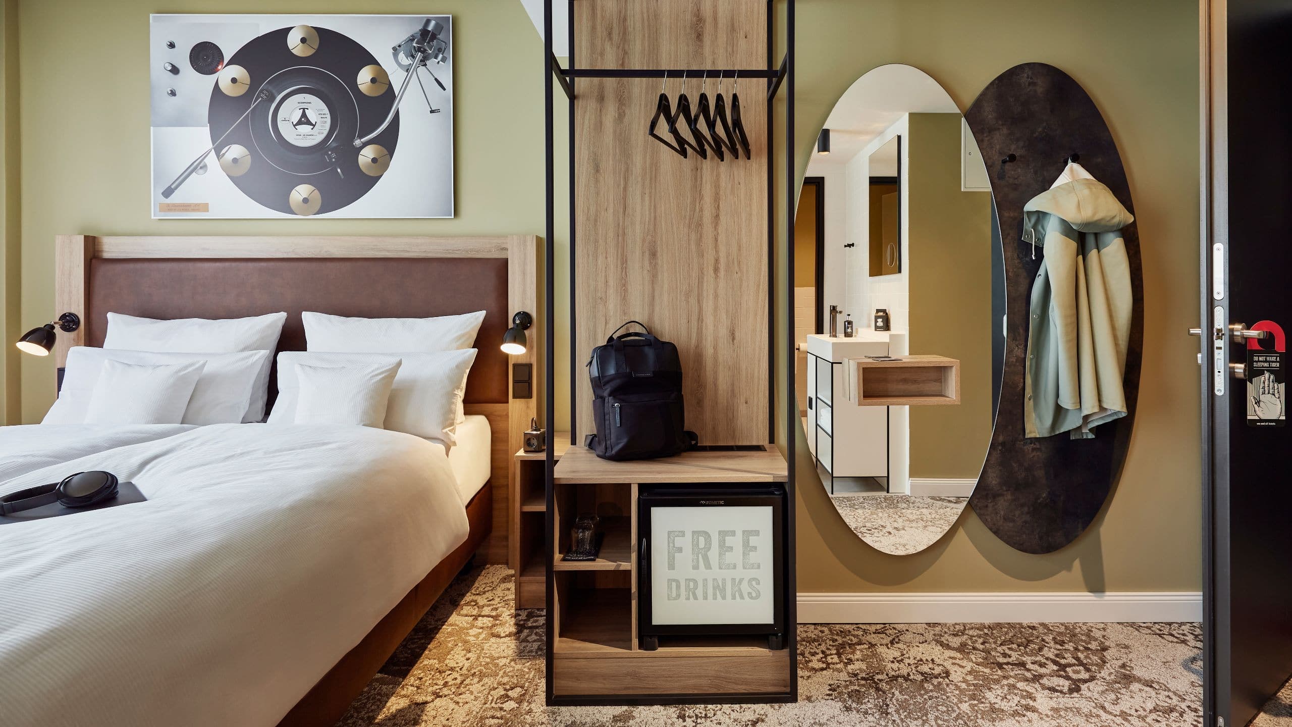 1 Double Bed