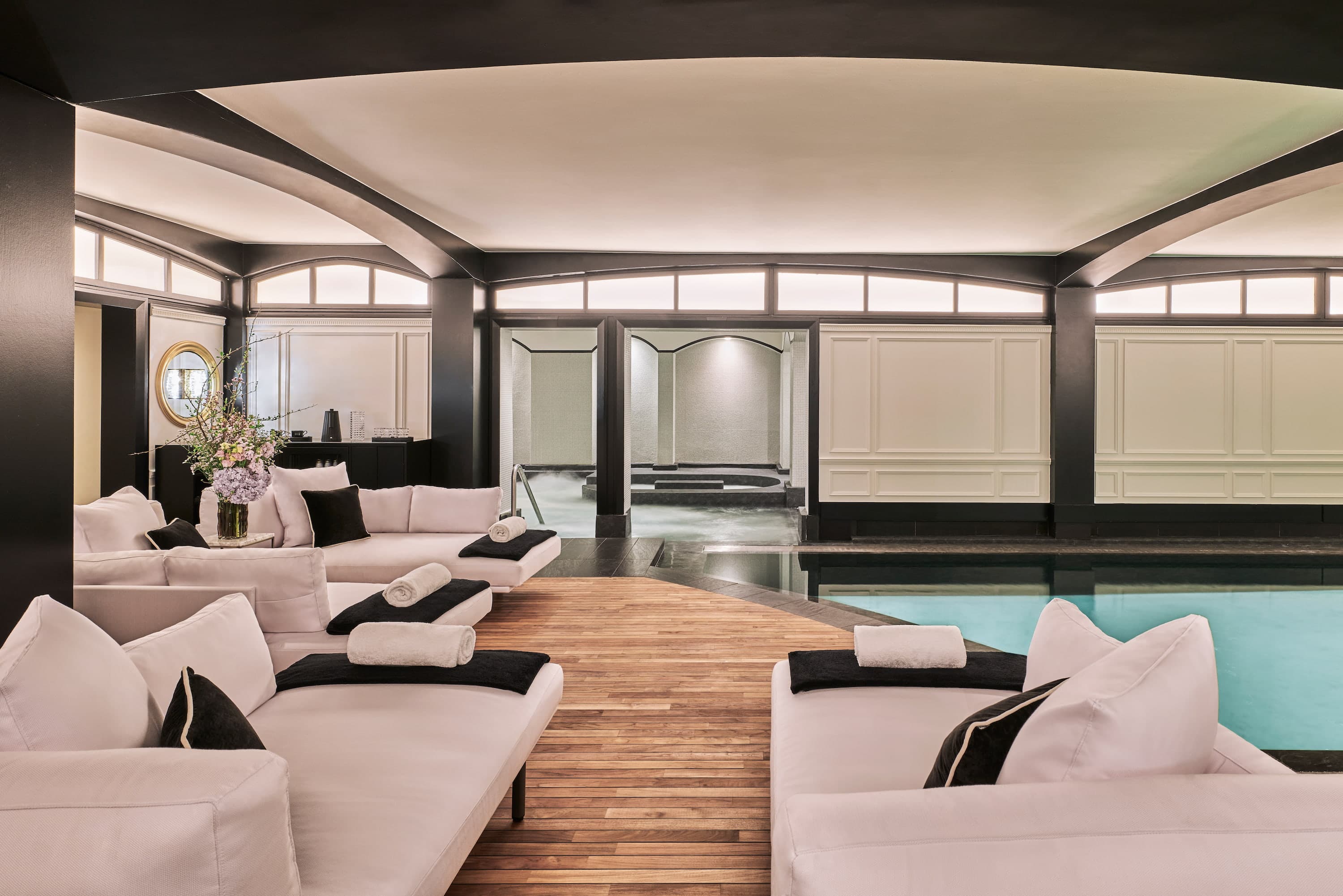 Harcourt Paris Suite