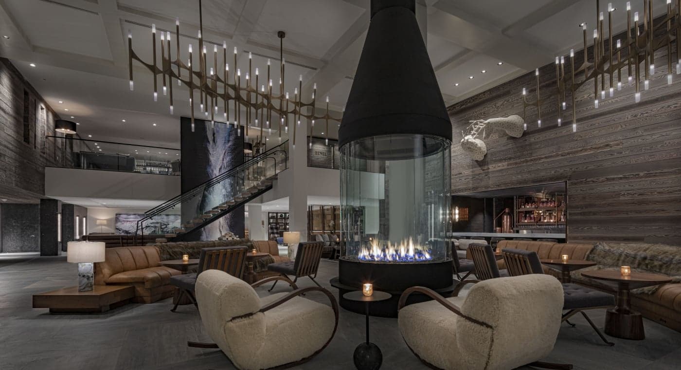 Alpine Escape: 1 King with Sofa Bed & Fireplace