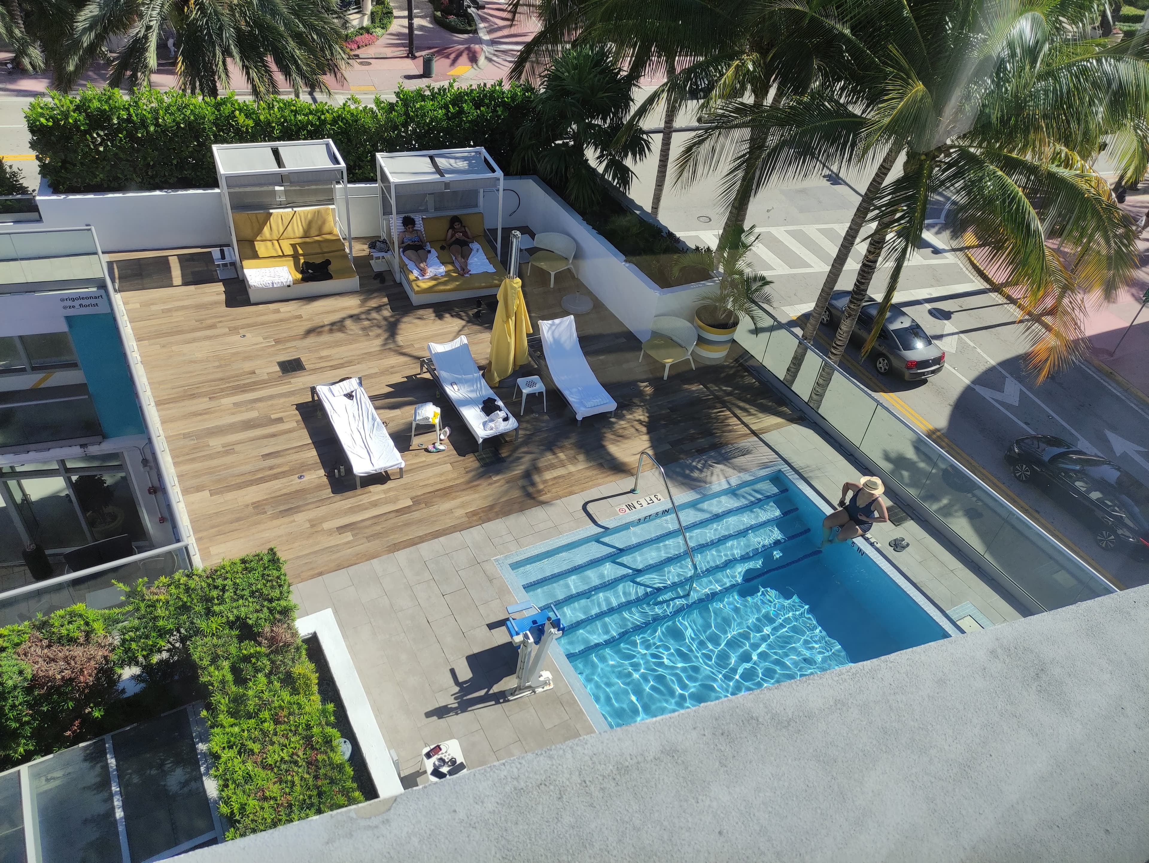 1 King Bed Ocean View