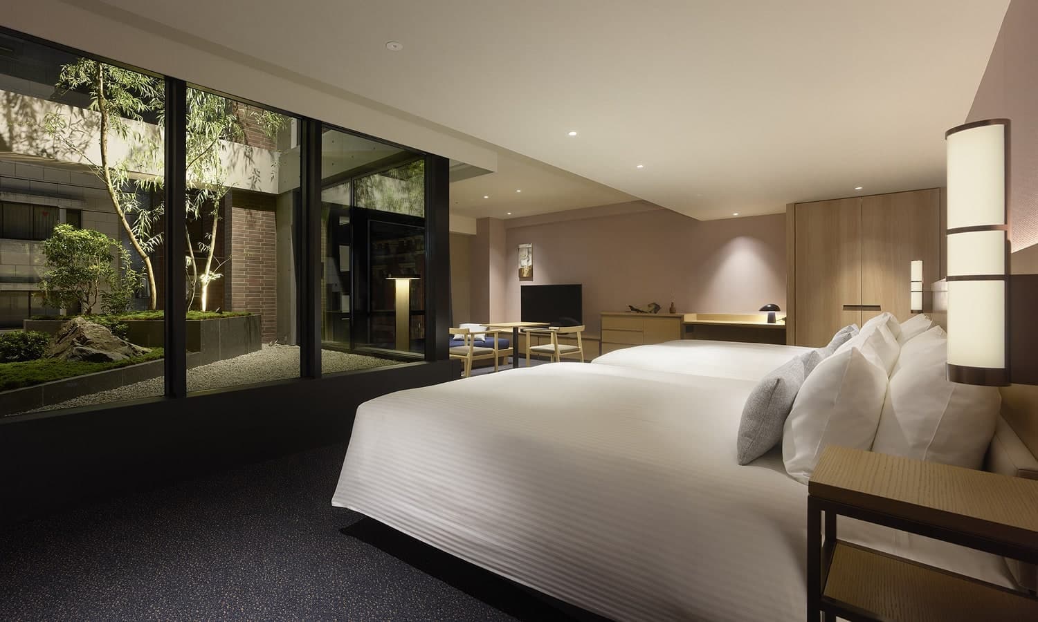 Deluxe, 2 beds