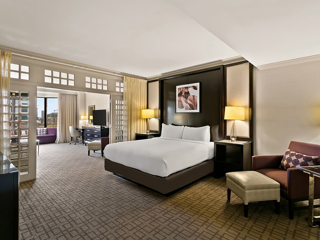 One-Bedroom Ambassador Suite