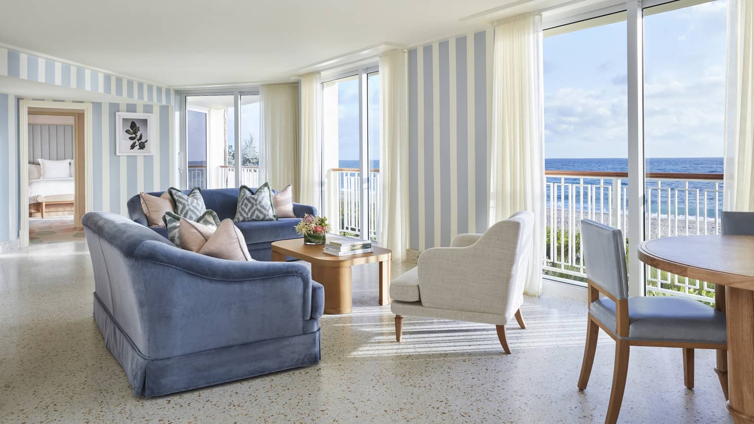 Palm-View Room