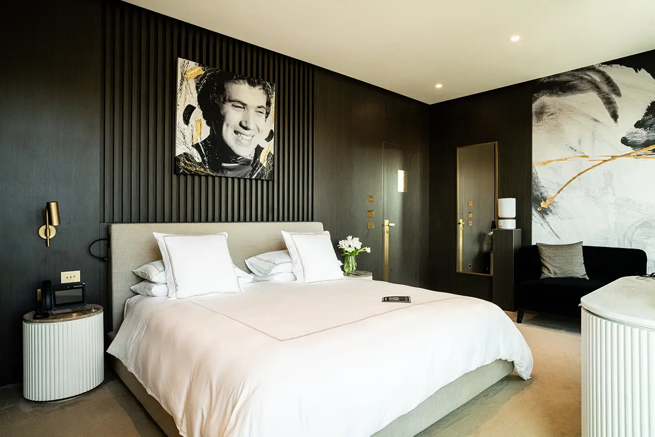 Prestige Room