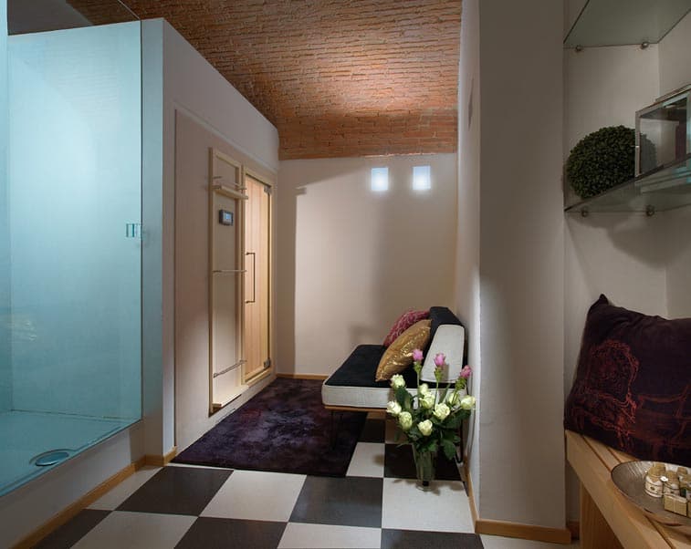 Ushuaia — The Room of Relax