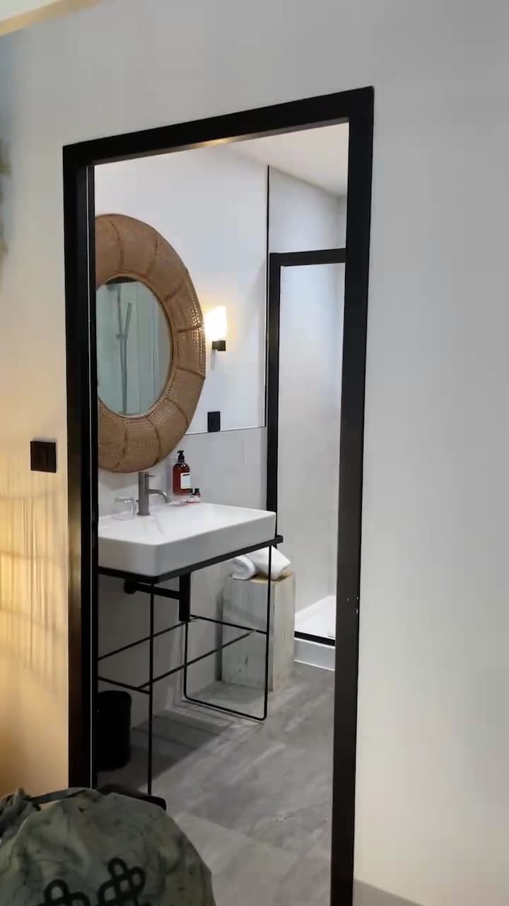 Aubagne – Deluxe Port View