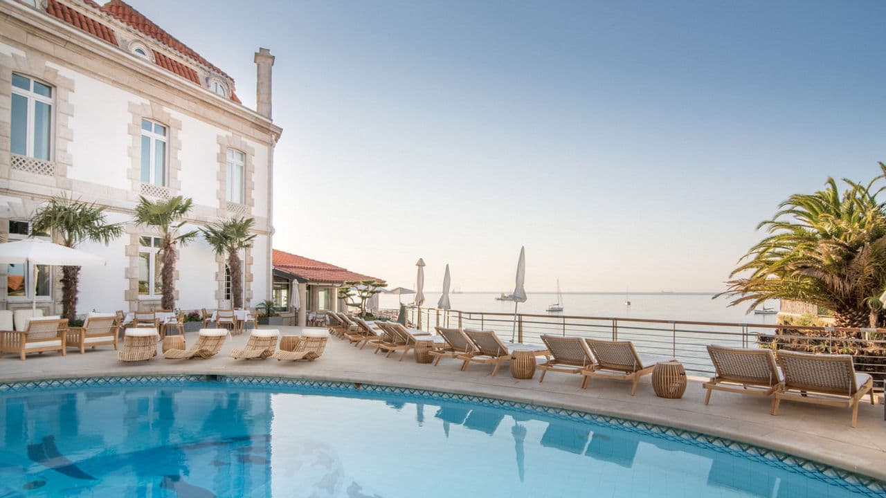 Deluxe Sea View Room