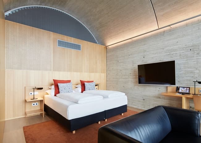 Prestige Room