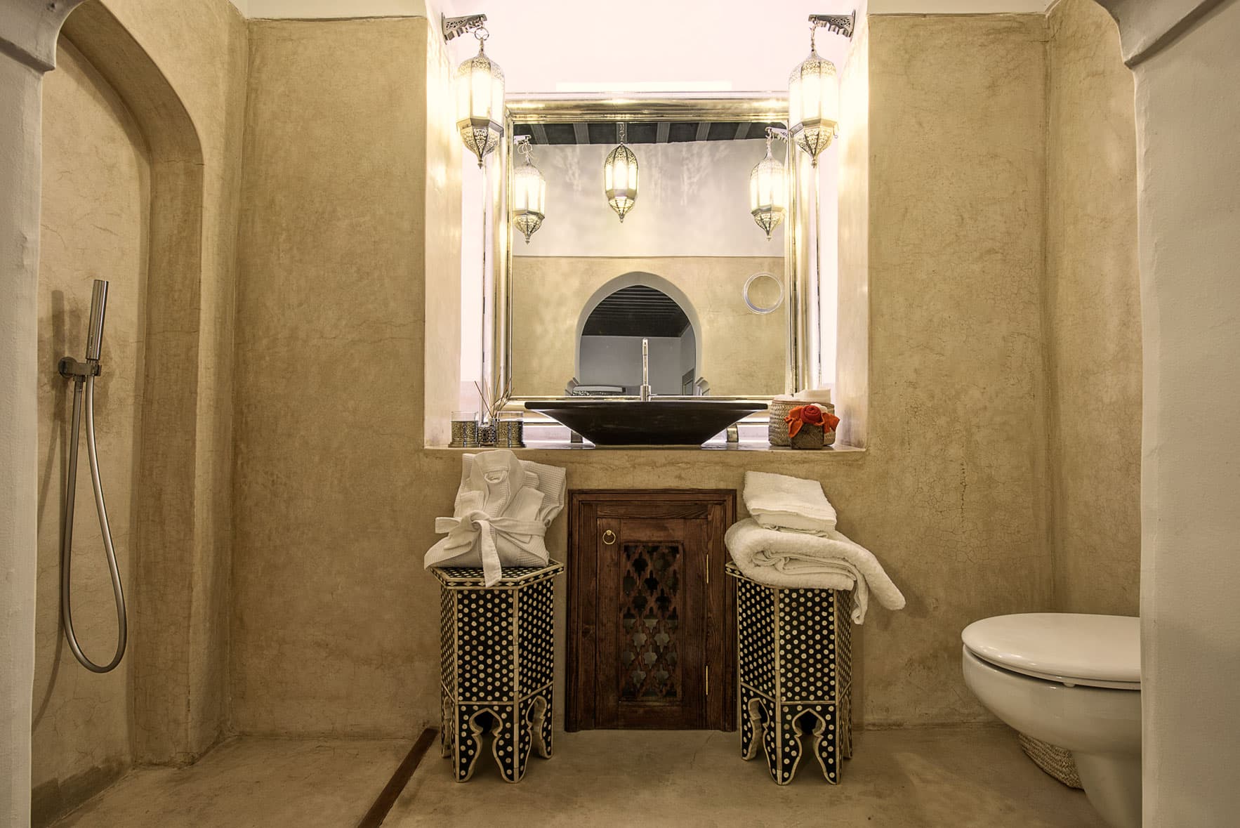 Dueria Luxury Suite