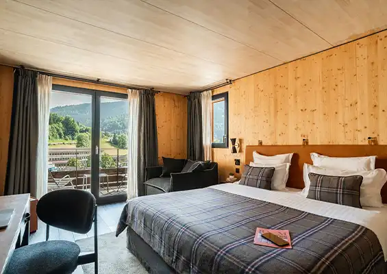 Connecting Rooms