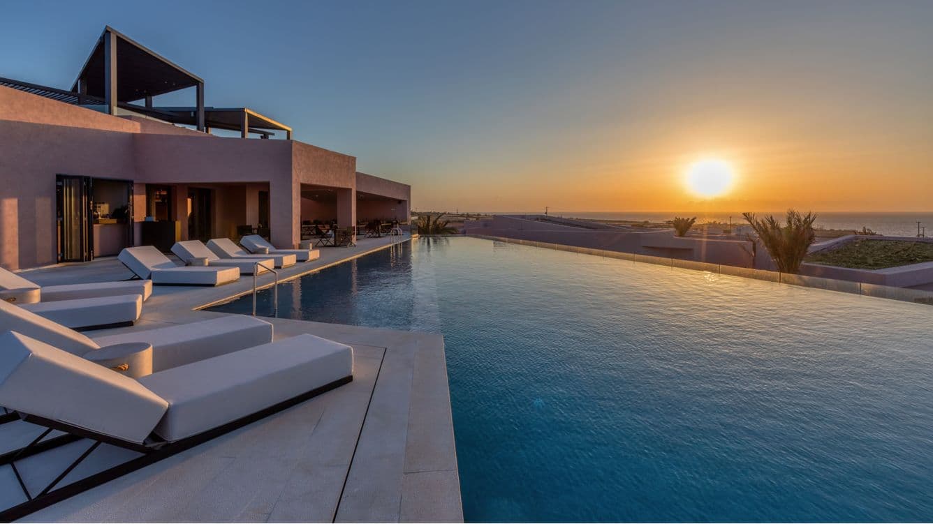 Domes Novos Santorini, Autograph Collection