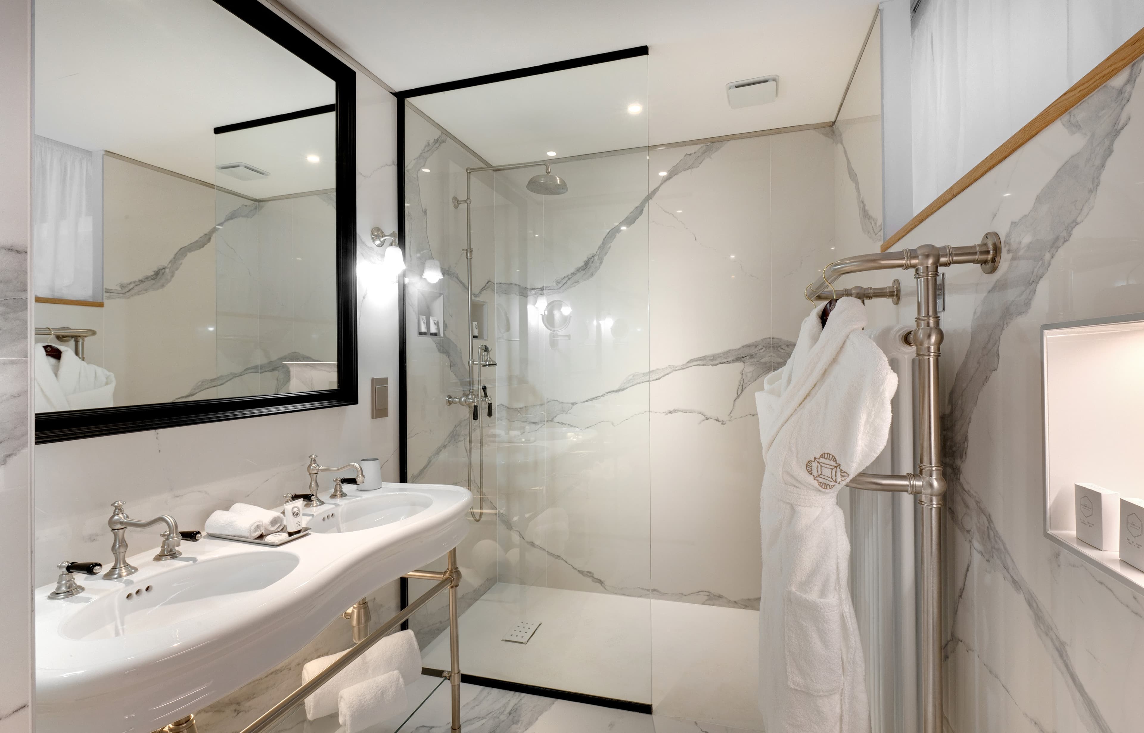 Junior Suite with Balcony