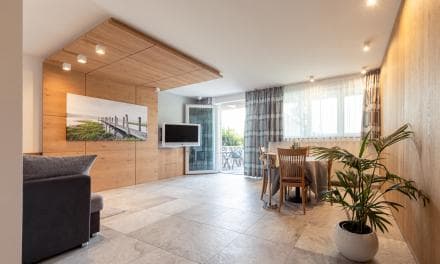 Corner Junior Room