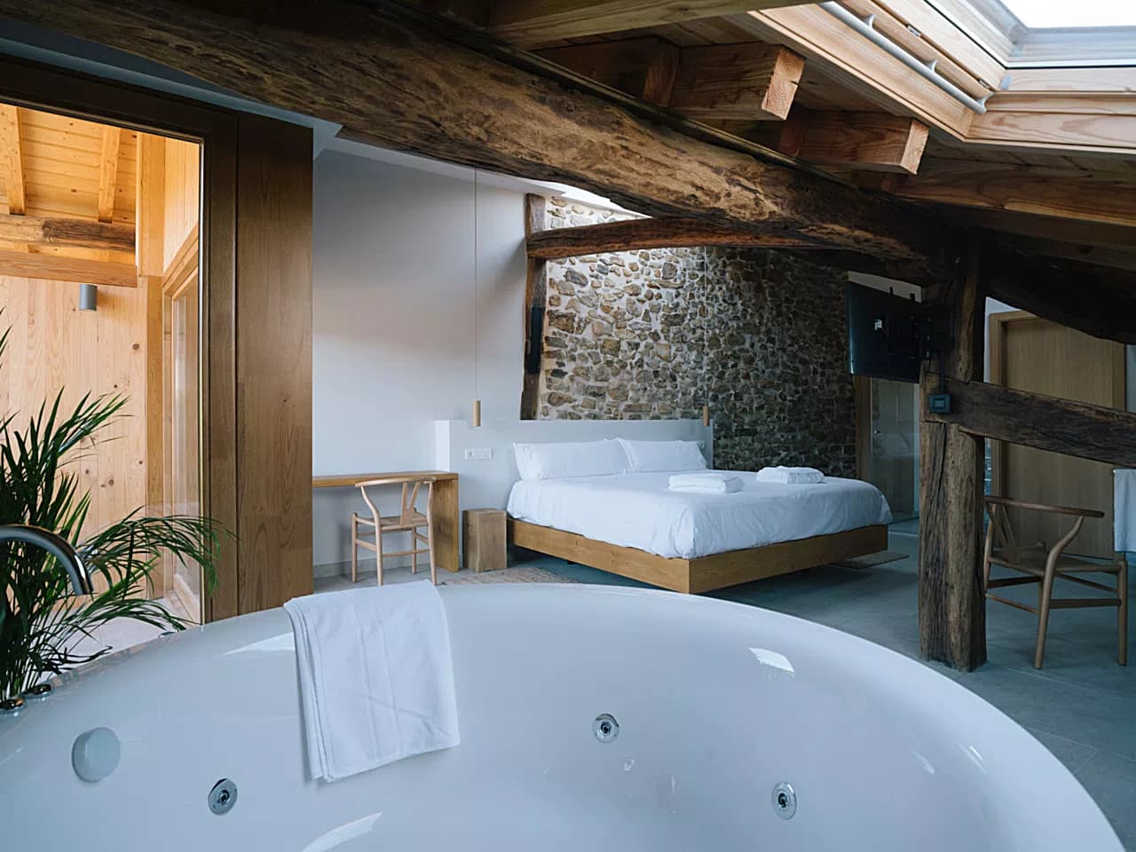 Deluxe Room (Eguzkia)