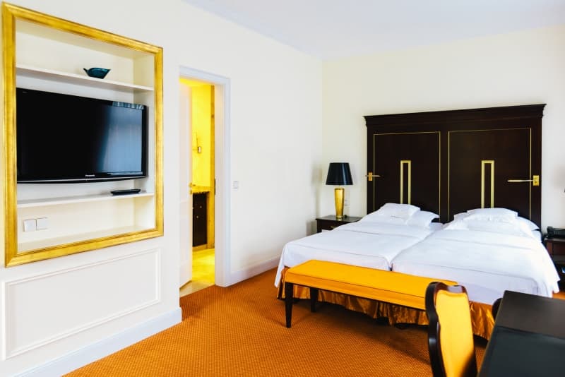 Rebecca Suite