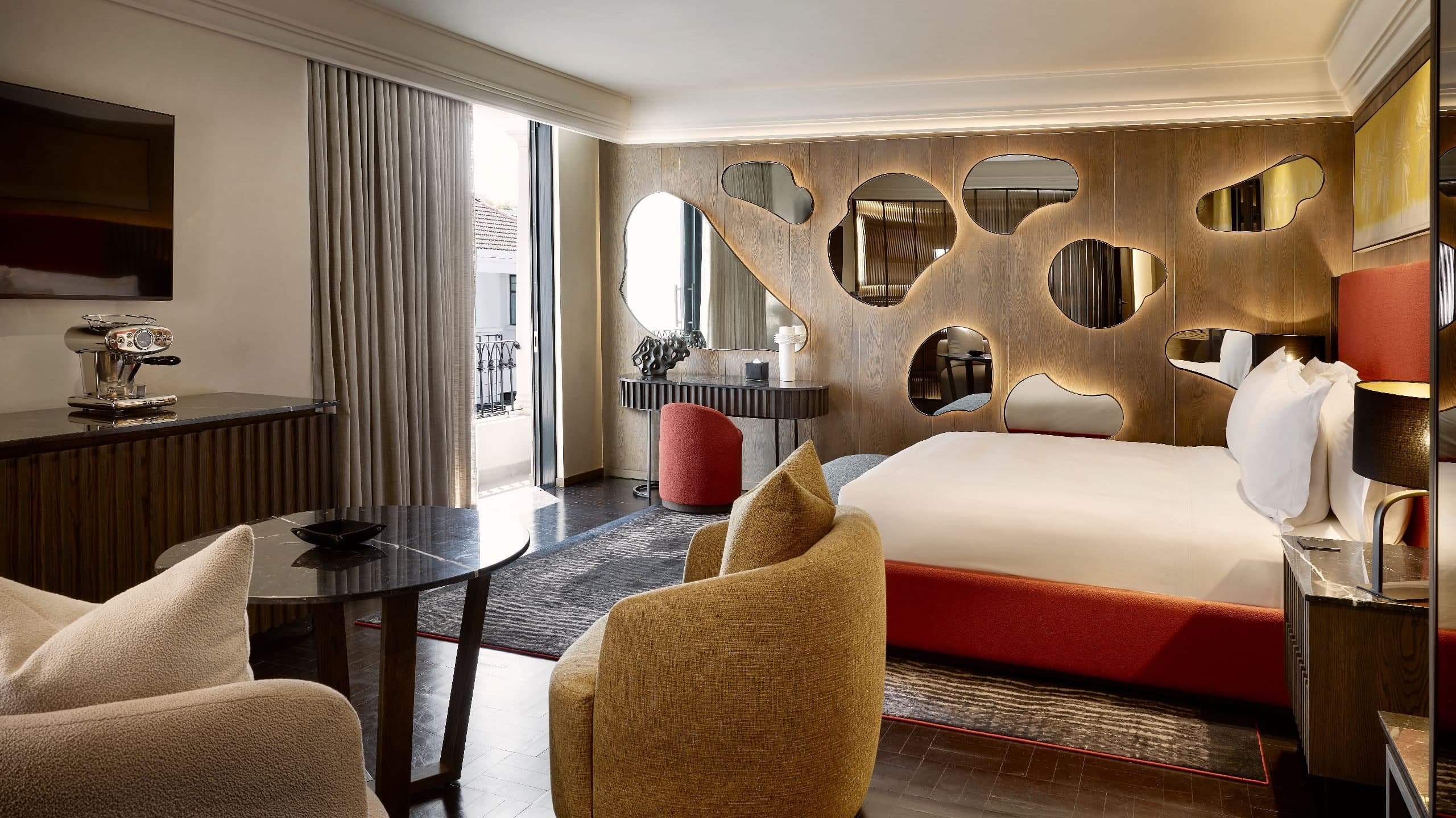 1 King Bed