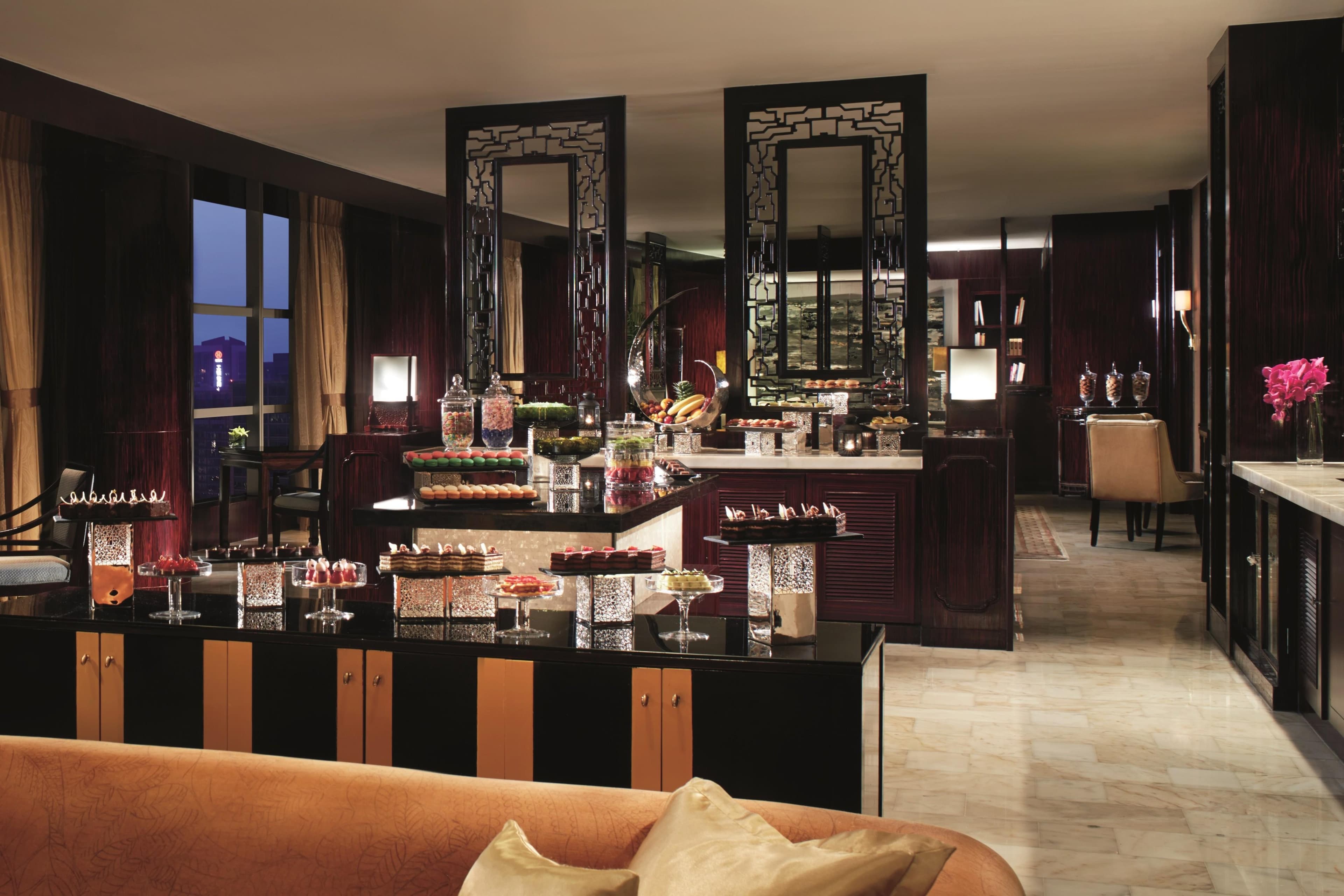 The Ritz-Carlton Beijing, Financial Street