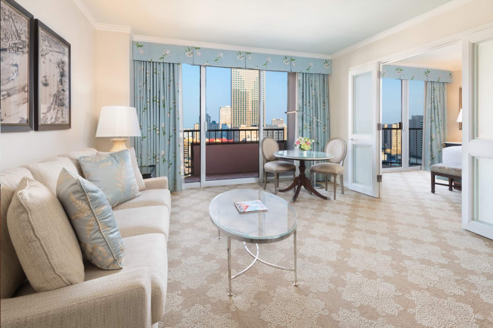 Club Level Rooms & Suites
