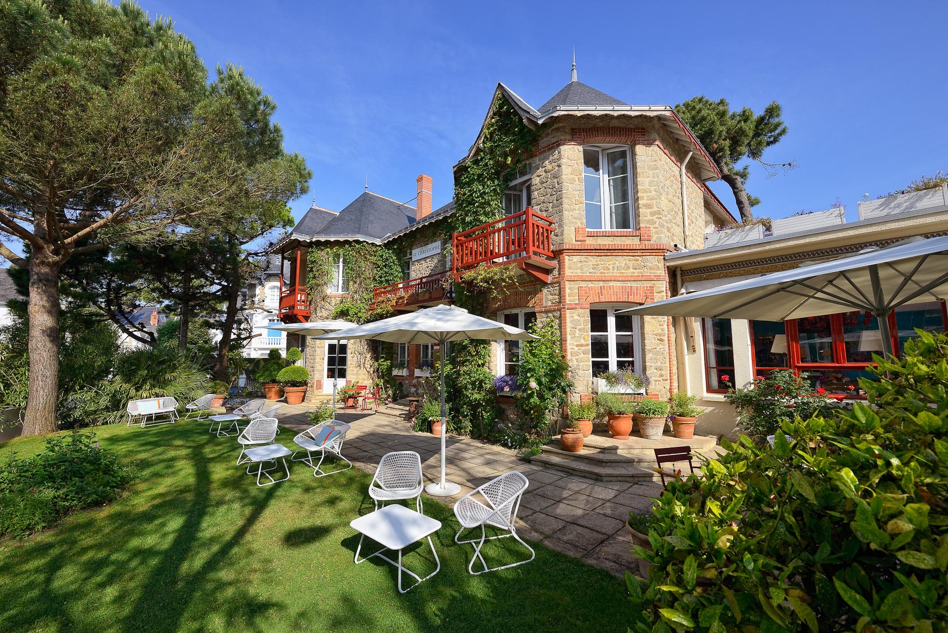 Le Saint-Christophe Hôtel