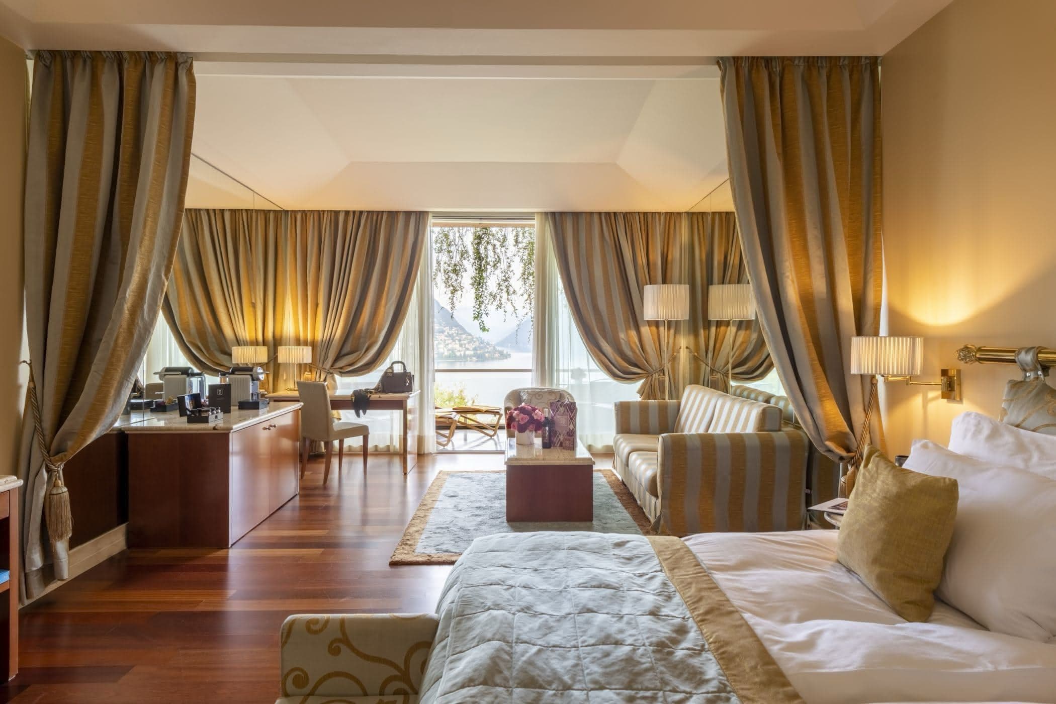 Deluxe One Bedroom Suite