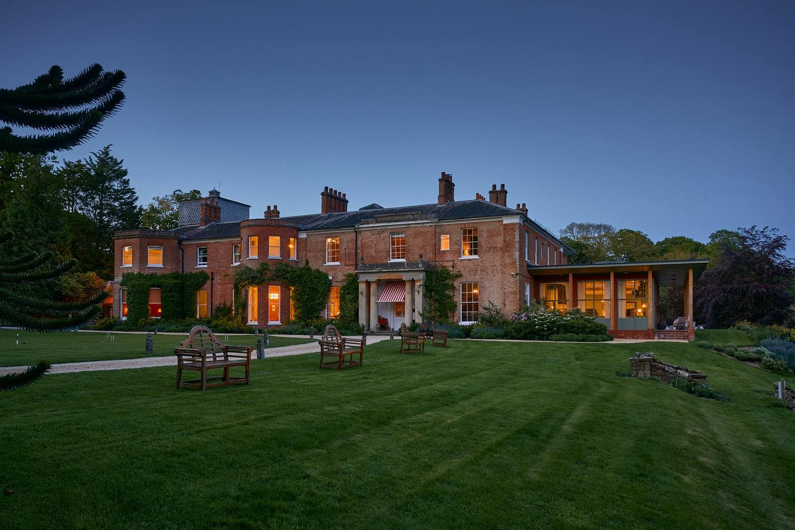 The Retreat Elcot Park