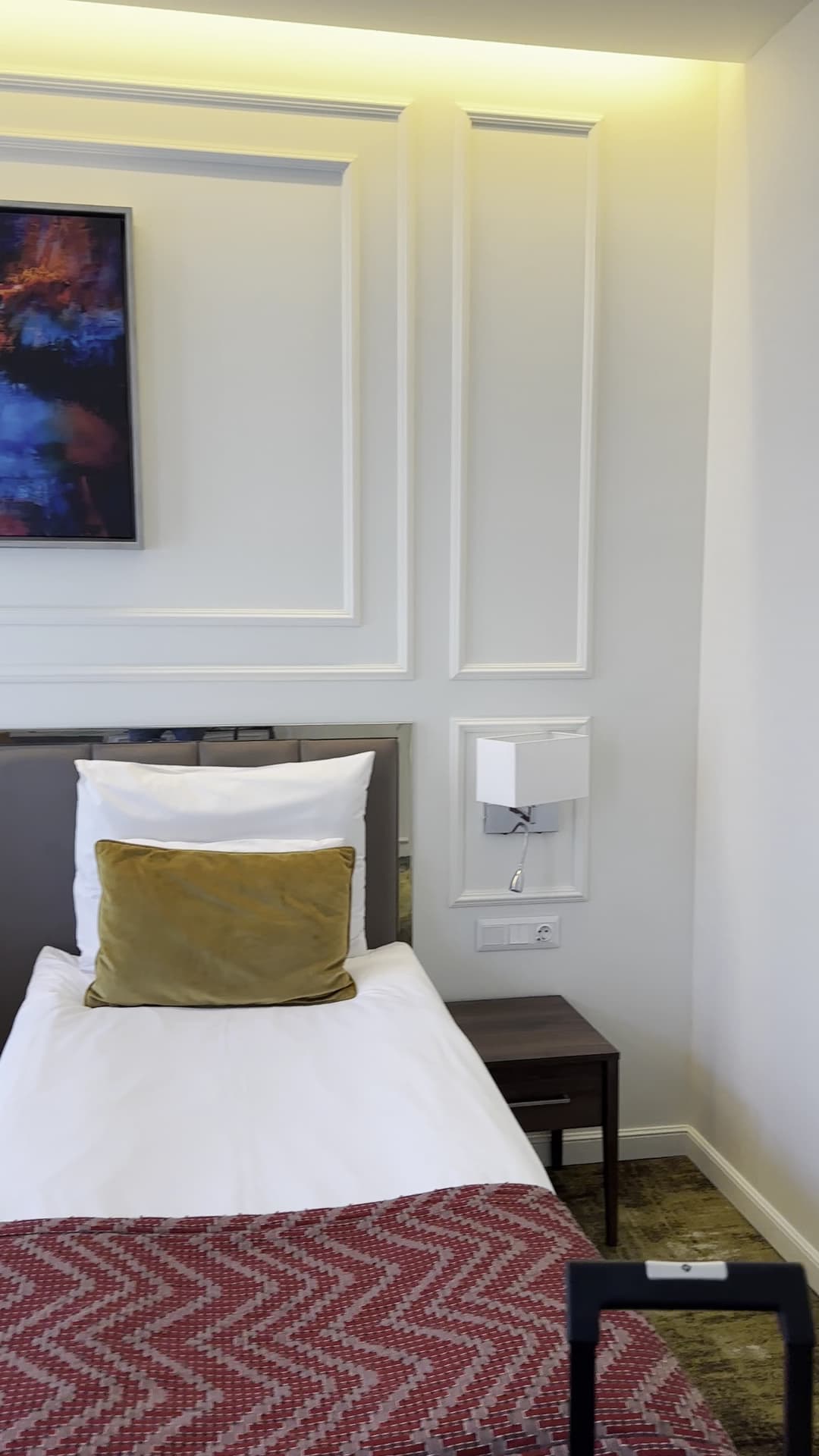 Grand Promenade Room