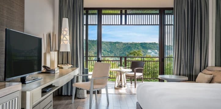 Grand Deluxe Room