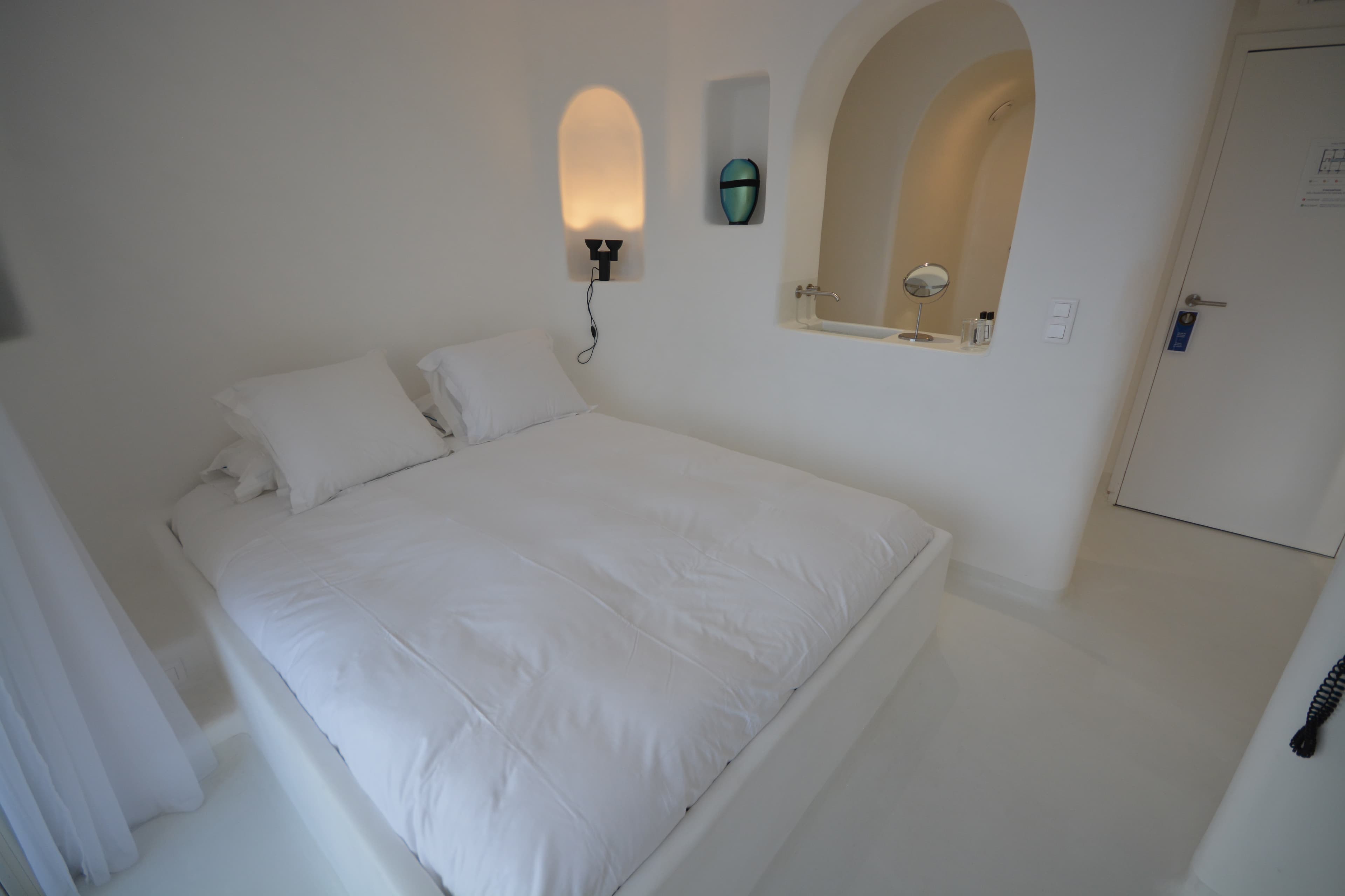 Double Room – Sea View (2nd Floor)