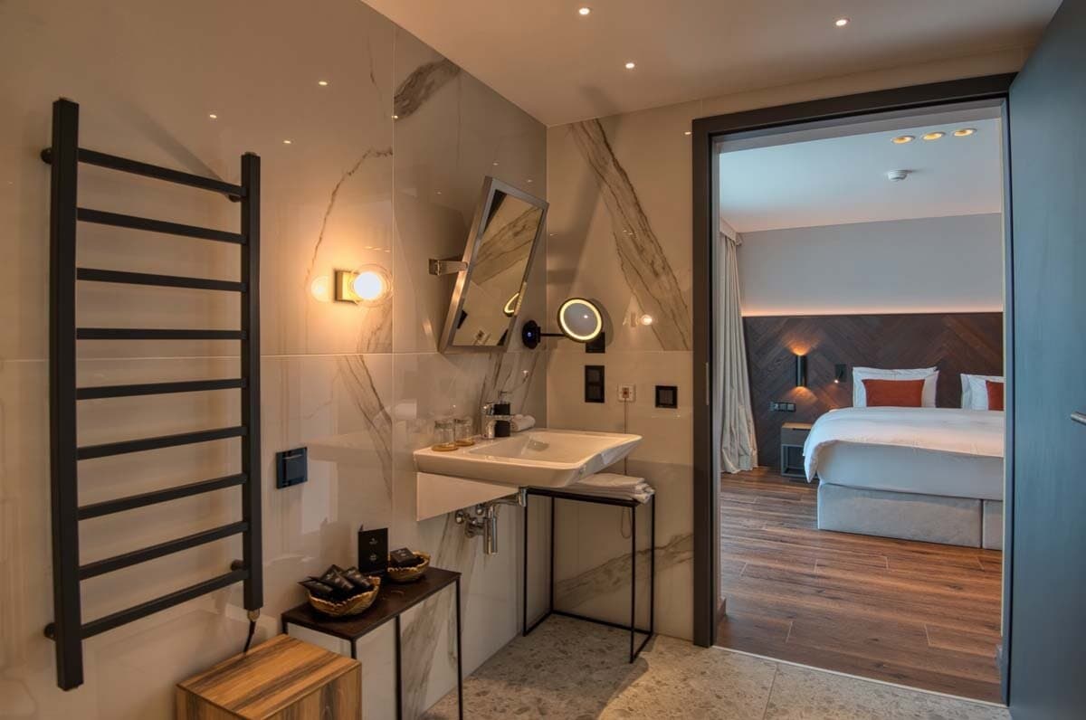 Premium Suite