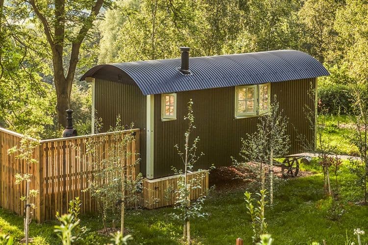 Hilly Hut