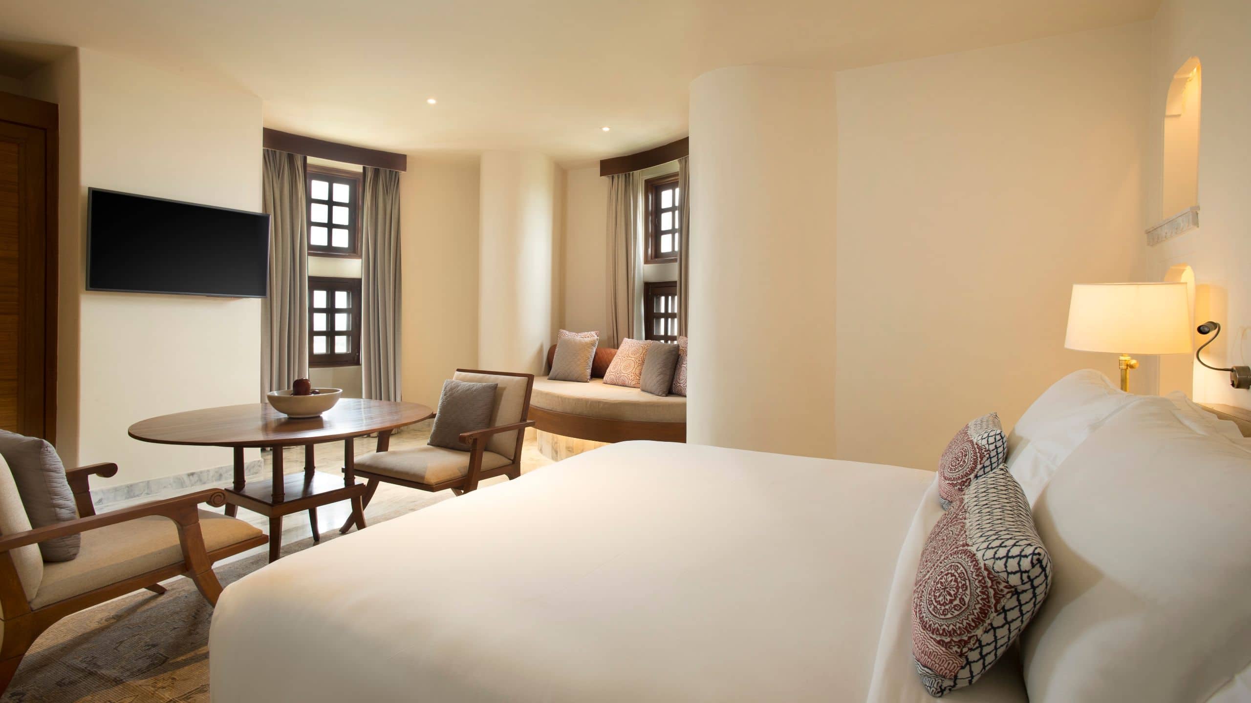 1 King Bed Heritage Room