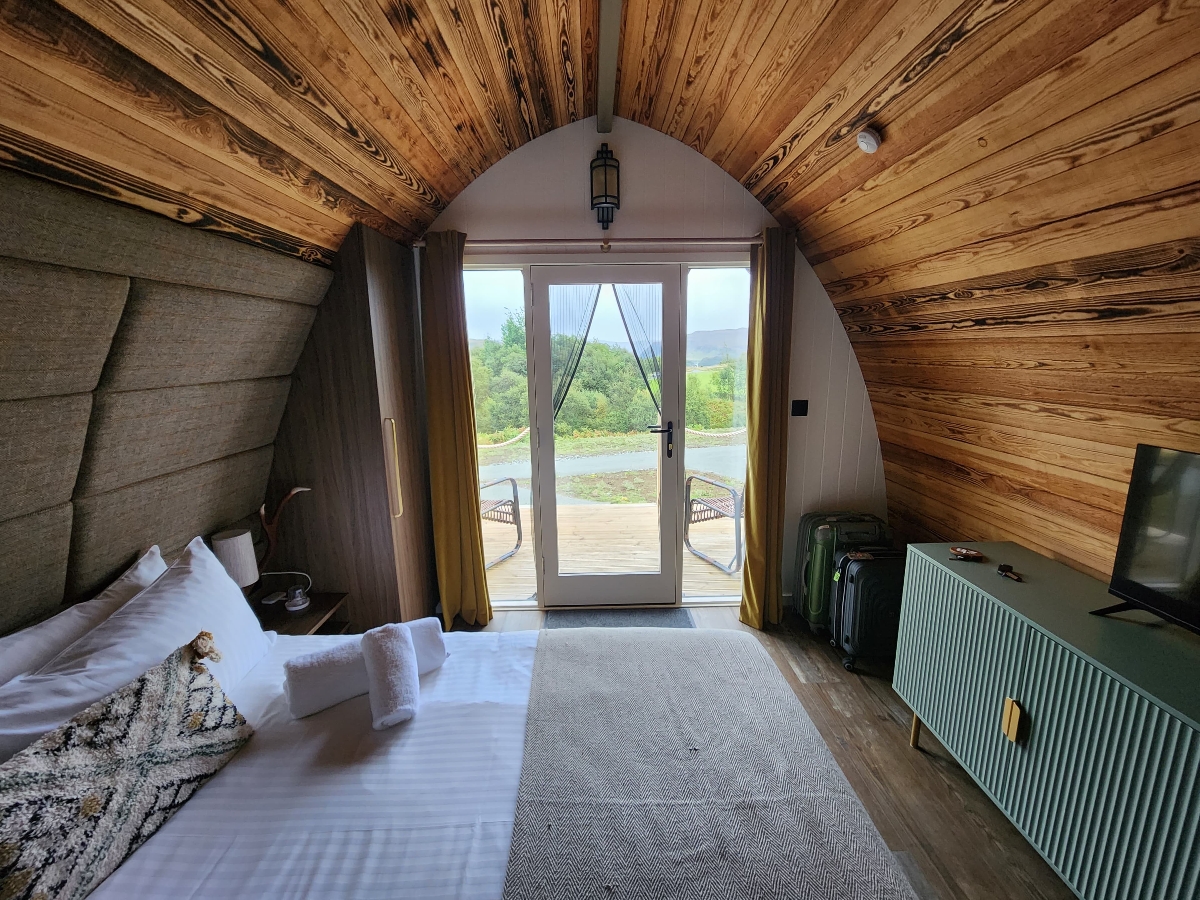 Upper Tier Hide