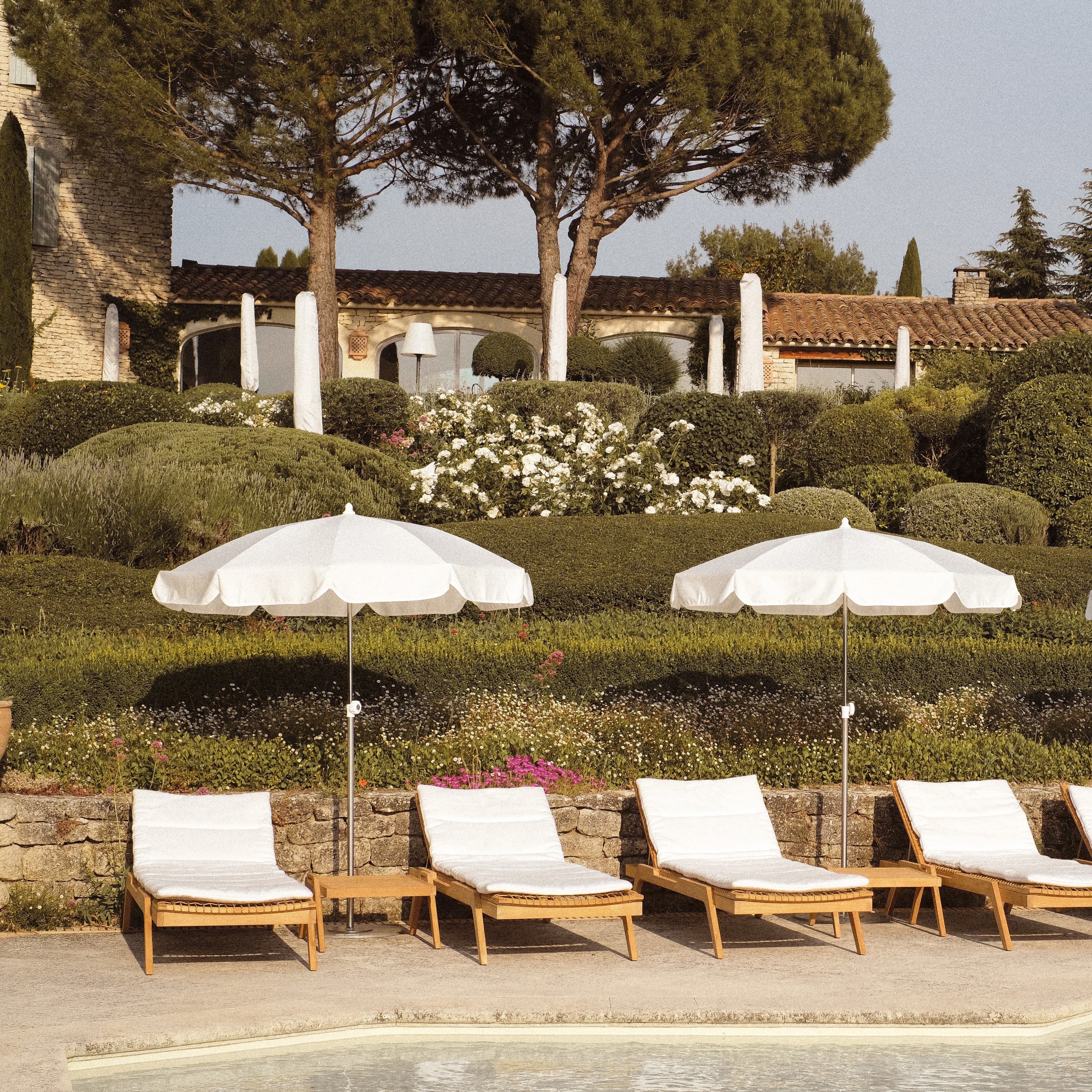 Capelongue, Beaumier Hotel