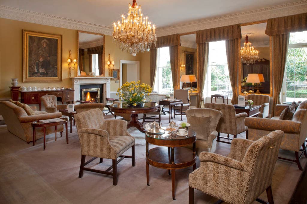 Deluxe King Room (Main House)